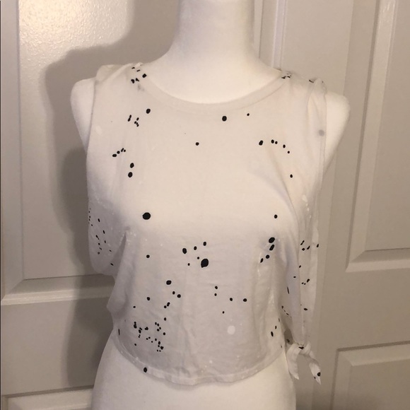 Preowned Paint splatter Tank - Picture 1 of 2